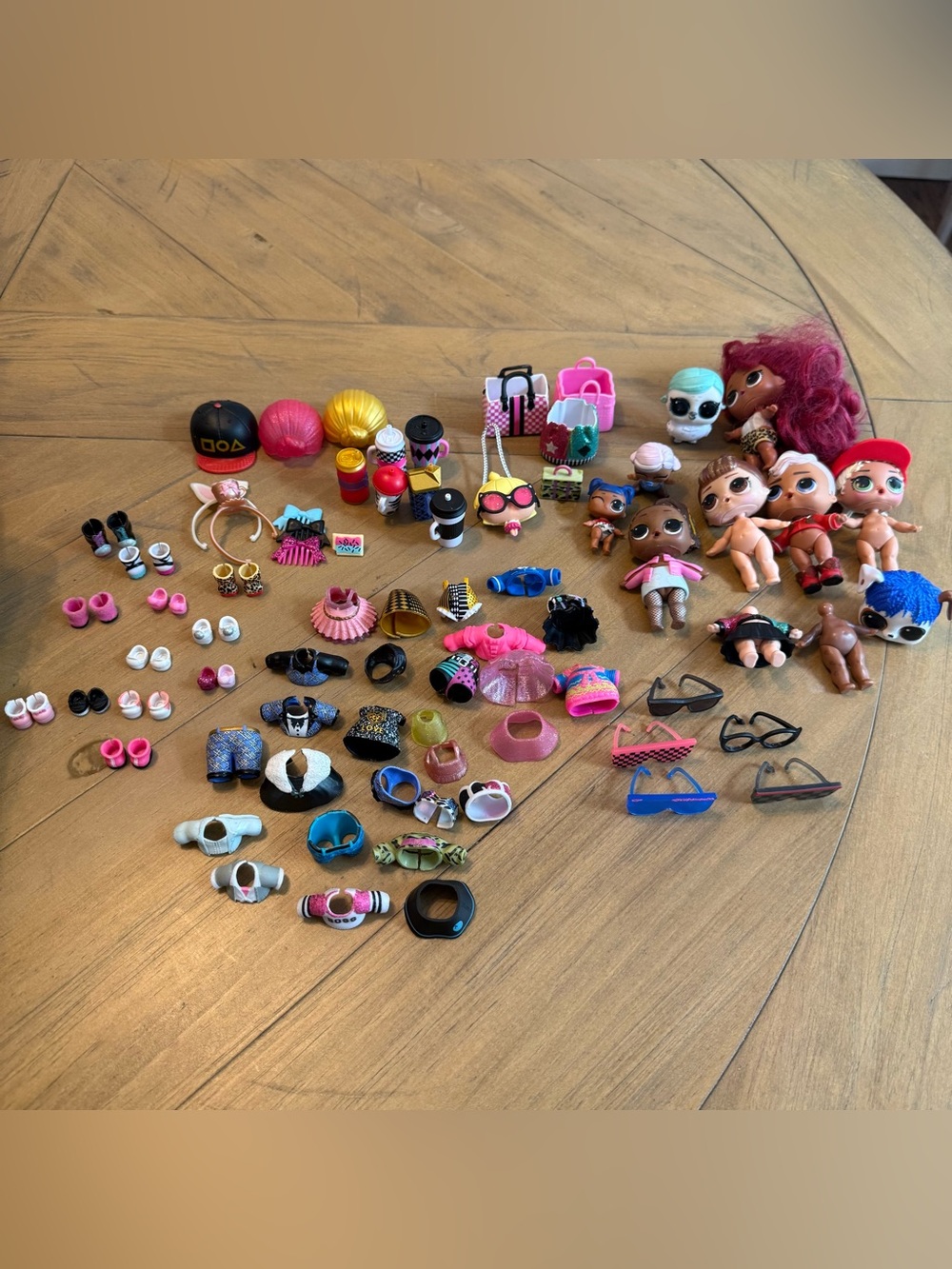 L.O.L. Surprise! Mixed Doll & Accessory lot